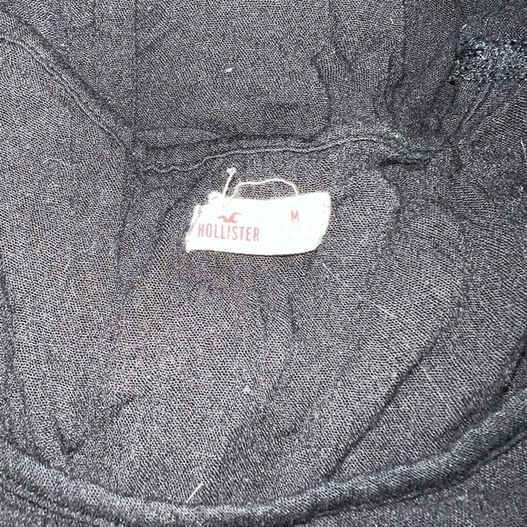 Hollister Top - Picture 2 of 3